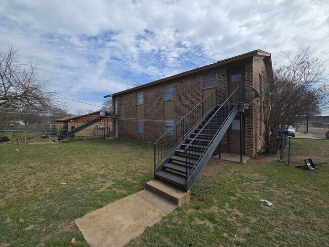 601 Westview Cir Copperas Cove, TX 76522 photo 3