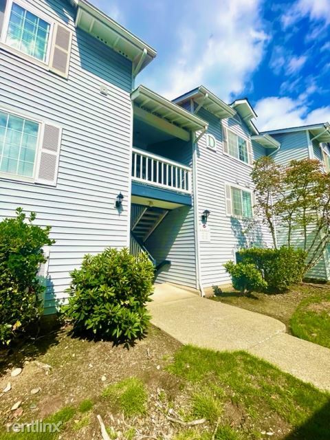 1 BED  1 BATH CONDO FOR RENT photo 2