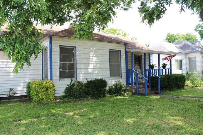 1216 Franklin Street, Weatherford, TX 76086 photo 5