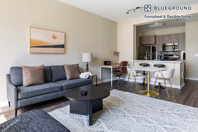 5684 Bay St Emeryville, CA 94608 photo 4