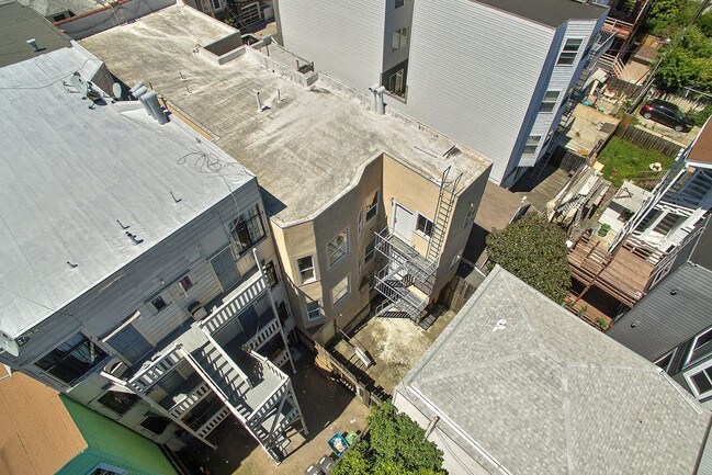 143 Lexington Street, San Francisco, CA 94110 photo 4