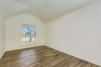 12407 Hawk Creek Dr Frisco, TX 75034 photo 3