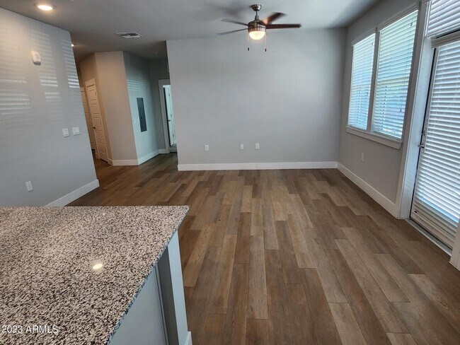 1375 N 145th Ave Goodyear, AZ 85395 photo 2