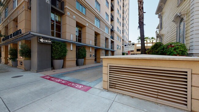 175 W St James St San Jose, CA 95110 photo 4