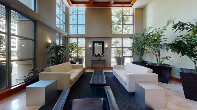 175 W St James St San Jose, CA 95110 photo 3