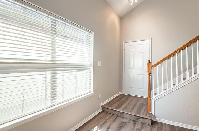 8912 Sunny Hollow Dr Fort Worth, TX 76179 photo 3