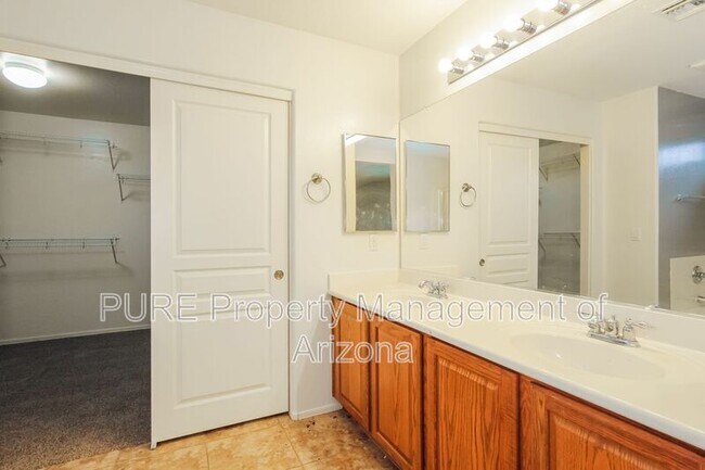 22602 W Ashleigh Marie Dr Buckeye, AZ 85326 photo 3