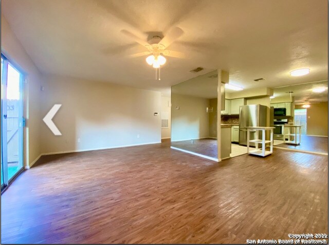 4119 Castlewood San Antonio, TX 78229 photo 3