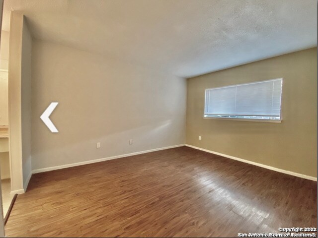 4119 Castlewood San Antonio, TX 78229 photo 5