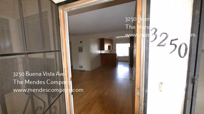 3250 Buena Vista Ave Lemon Grove, CA 91945 photo 2