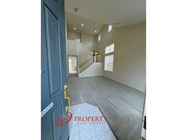 31 Cymbidium Cir South San Francisco, CA 94080 photo 3