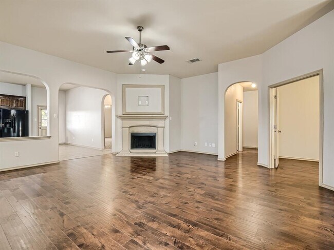 1441 Melanie Trail, Midlothian, TX 76065 photo 5