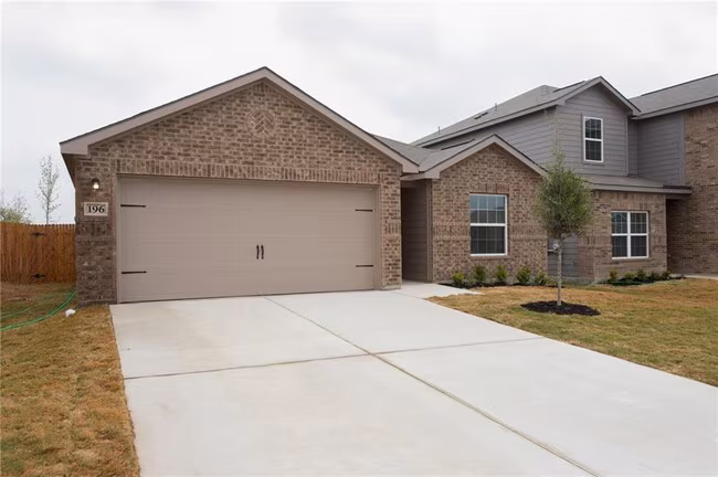 196 Allington Cir Jarrell, TX 76537 photo 2