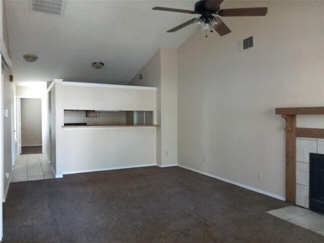 1612 Scottsdale Drive, Arlington, TX 76018 photo 5