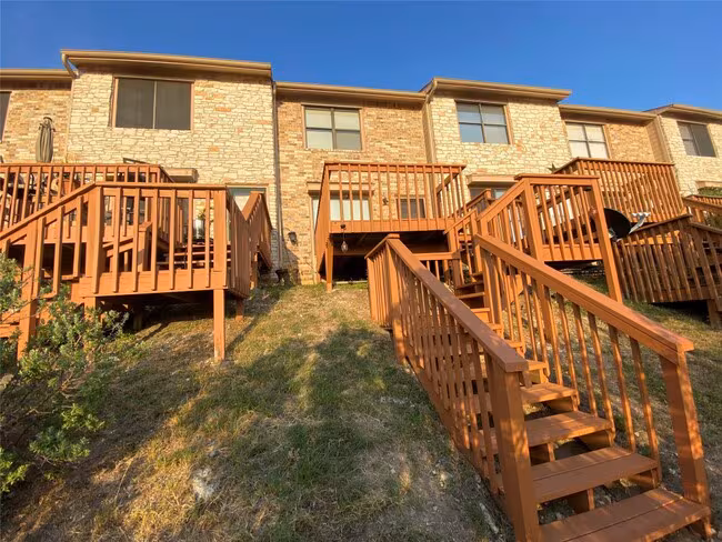 21461 Coyote Trail Lago Vista, TX 78645 photo 2