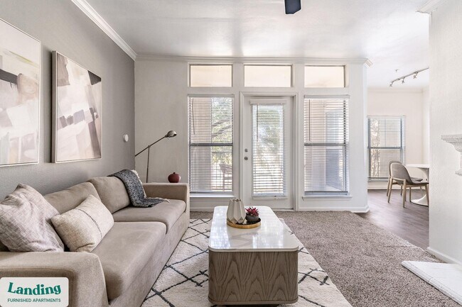 1000 Henderson St Fort Worth, TX 76102 photo 2