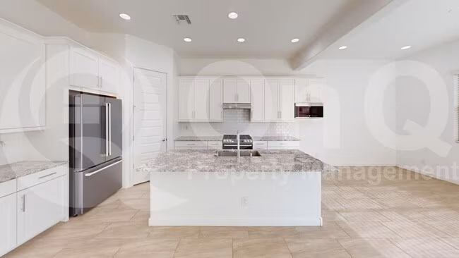 4011 W Estes Way Phoenix, AZ 85339 photo 3