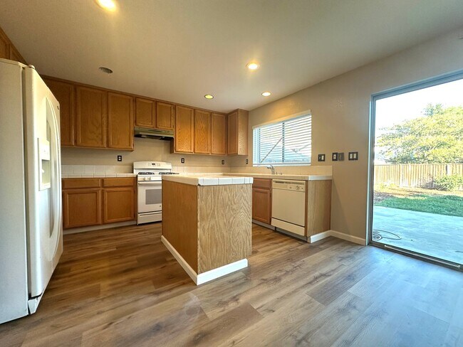 4650 Christenson Street, Brentwood, CA 94513 photo 5