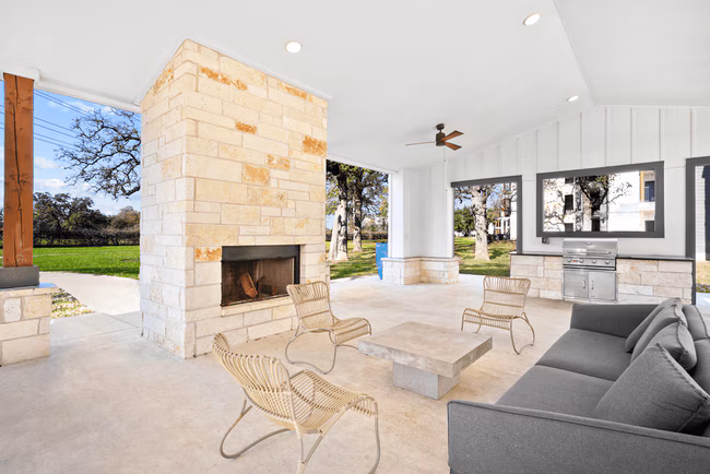East Vue Ranch Apartments photo 3