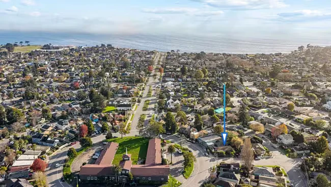 502 Errett Cir Santa Cruz, CA 95060 photo 4