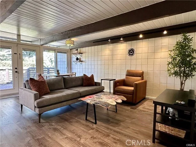 214 Del Gado Rd San Clemente, CA 92672 photo 2