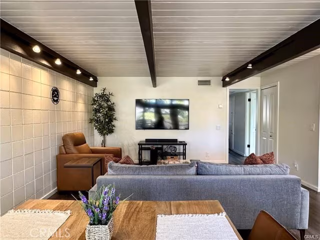 214 Del Gado Rd San Clemente, CA 92672 photo 4
