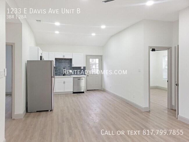 1233 Davis Ave Fort Worth, TX 76104 photo 3