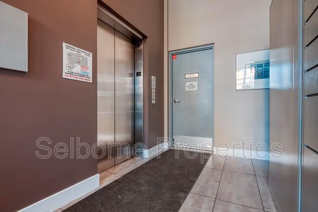 1401 Jackson St, Oakland (Single Family) photo 3