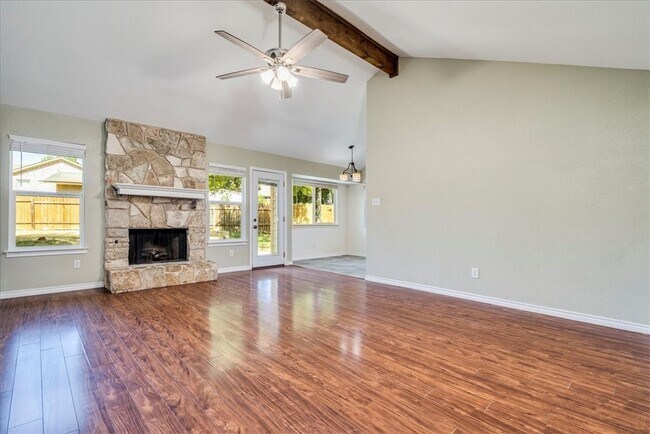 507 Gregory Cove Pflugerville, TX 78660 photo 3