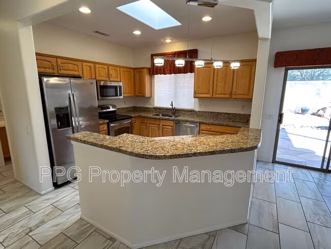 19176 N Tamarisk Flower Way Surprise, AZ 85387 photo 3