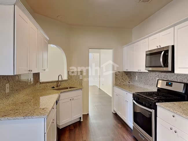 4521 Mustang Drive, Fort Worth, TX 76137 photo 3