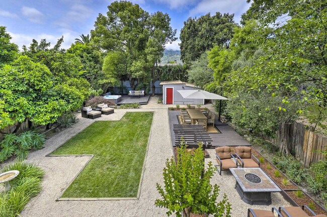 1155 Grape Ln Napa, CA 94558 photo 4