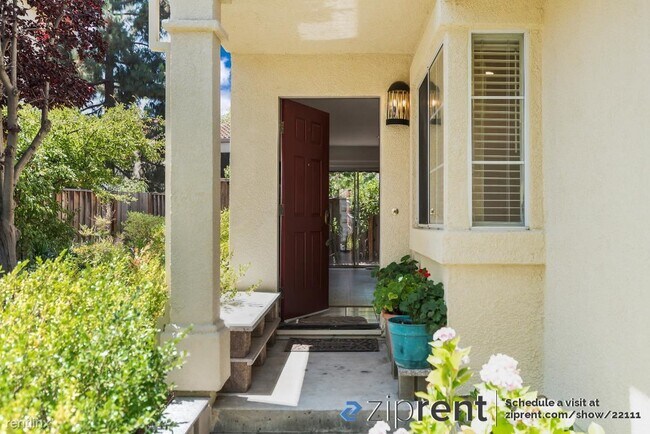 315 Meadowhaven Way, Milpitas, CA 95035 photo 3