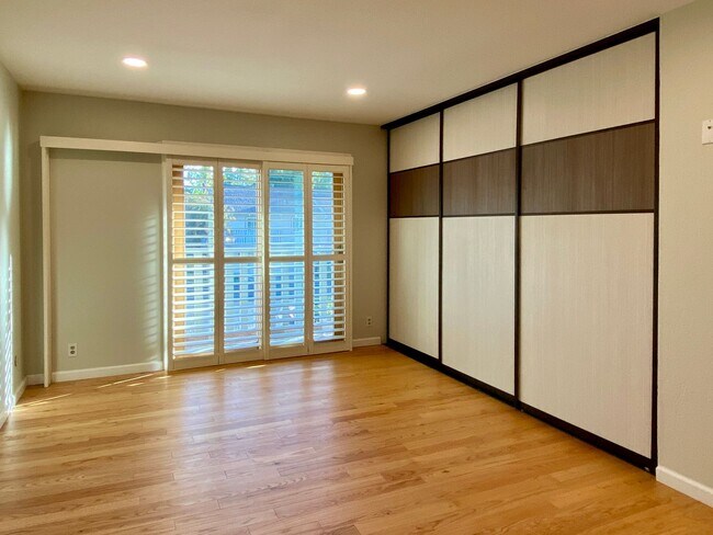 20177 Northbrook Square, Cupertino, CA 95014 photo 5