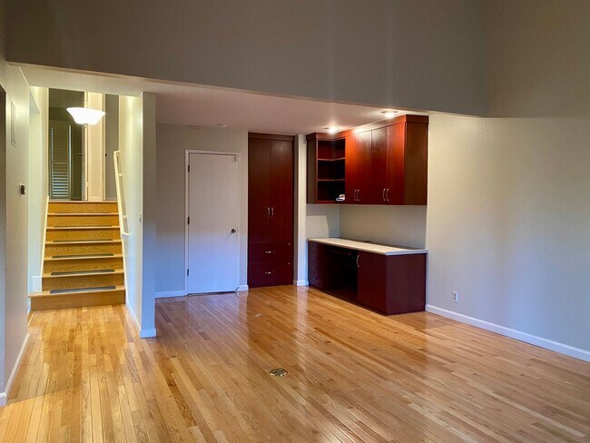 20177 Northbrook Square, Cupertino, CA 95014 photo 3