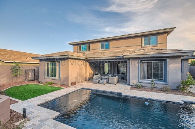 4566 N Golf Dr Buckeye, AZ 85396 photo 2