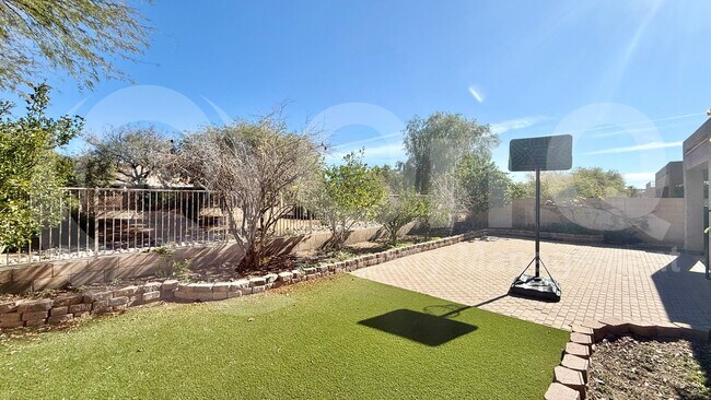 35727 N 31st Ave Phoenix, AZ 85086 photo 4
