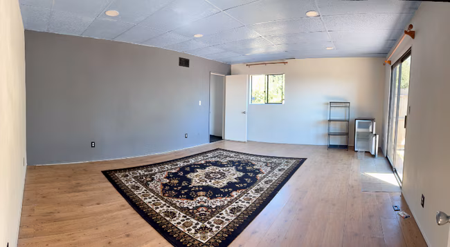 1503 Republic St San Diego, CA 92114 photo 2