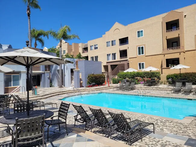 3440 Lebon Dr San Diego, CA 92122 photo 2