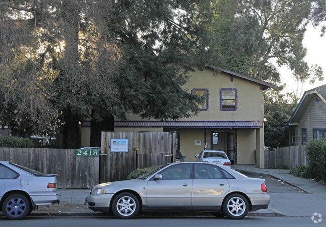 Hertzel - High St photo 2
