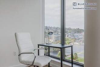 602 Terry Ave N Seattle, WA 98109 photo 3