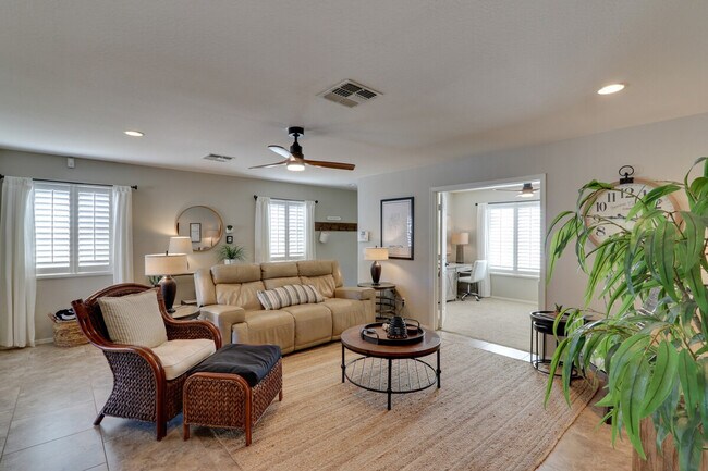 22303 Bishop Dr Maricopa, AZ 85138 photo 2