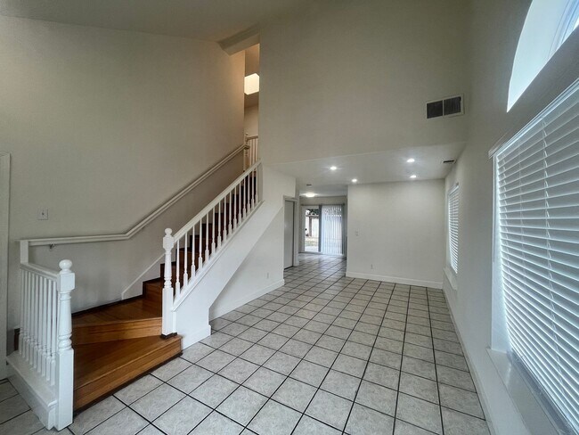 1136 Phelan Way, San Jose, CA 95122 photo 3
