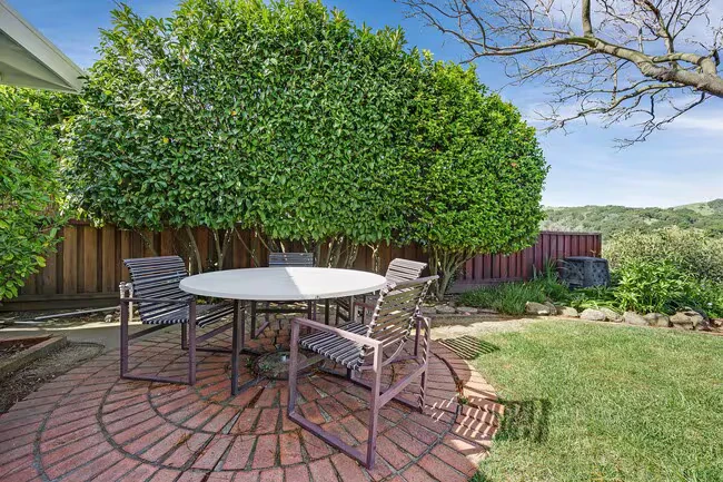One Level Home Crockett, Magnificent Views photo 5