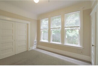 1346 Pine photo 3
