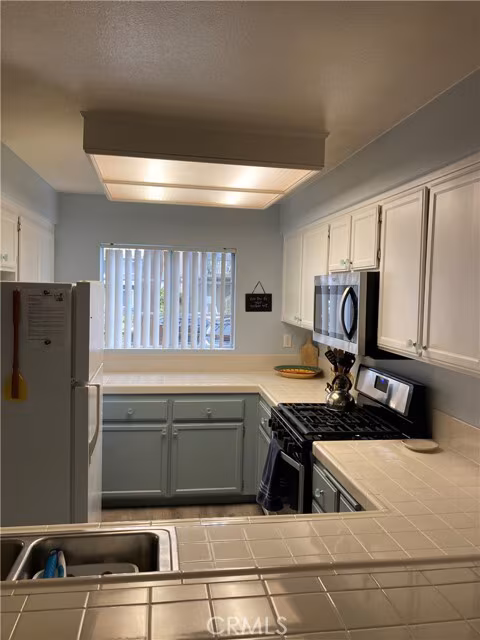 501 N Pacific St Oceanside, CA 92054 photo 5