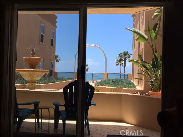 501 N Pacific St Oceanside, CA 92054 photo 2