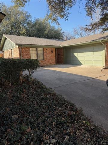 2728 McCart Ave Fort Worth, TX 76110 photo 2