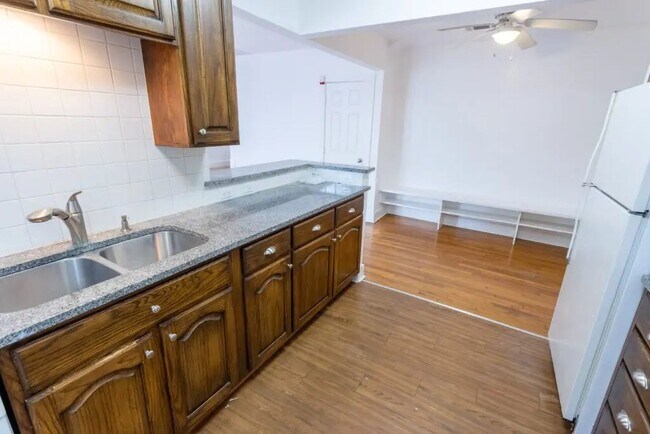 3144 Cockrell Avenue, Fort Worth, TX 76109 photo 5