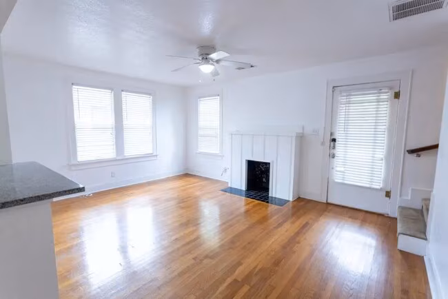 3144 Cockrell Avenue, Fort Worth, TX 76109 photo 4
